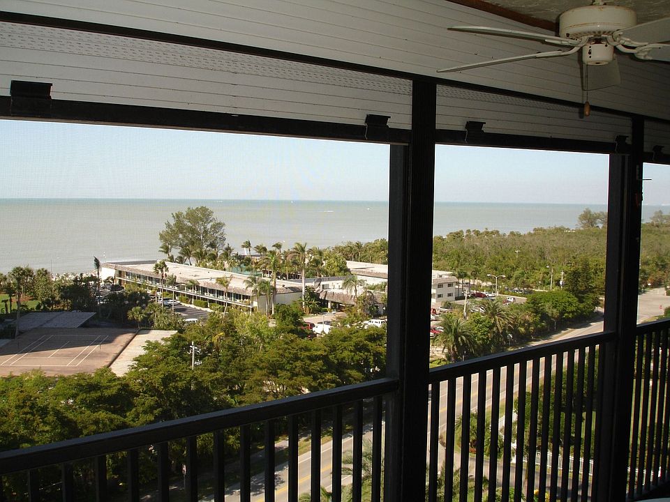 2nd image of 11030 Gulfshore Dr APT 904