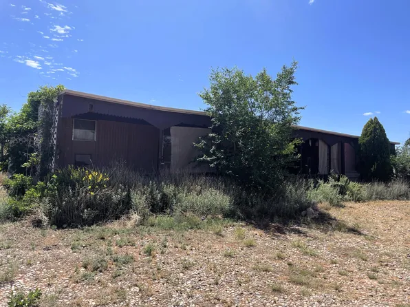 58 San Domingo Rd, Laguna, NM 87026
