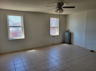 1911 S 5th St #3, Philadelphia, PA 19148