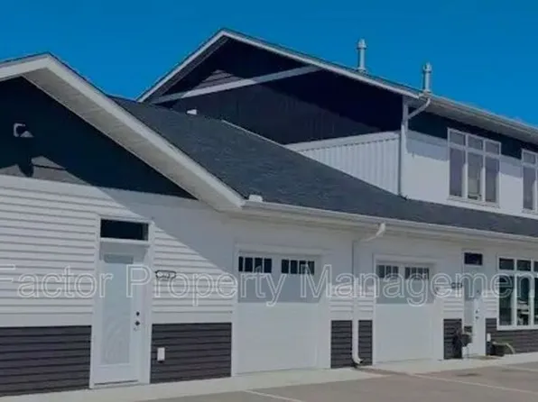 312 Prairie Rose Dr, Mankato, MN 56001
