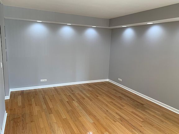 4th image of 3200 N Lake Shore Dr APT 409