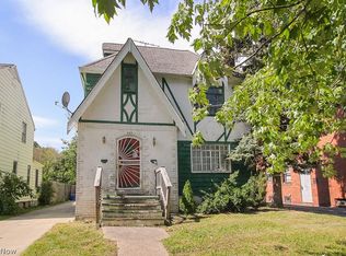 883 Eloise Dr, Cleveland Heights, OH