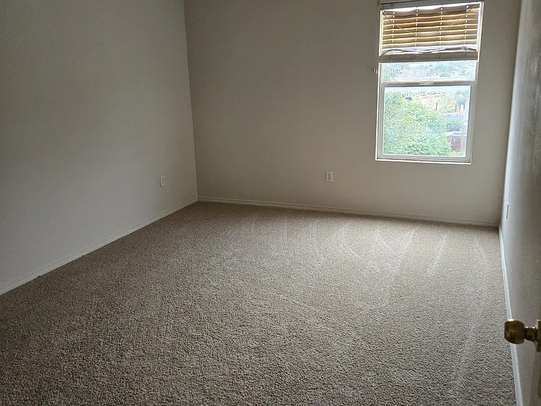 Bedroom room 1