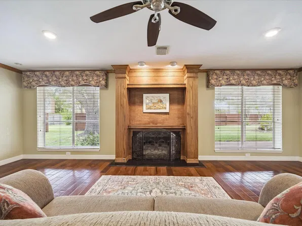 1306 Forest Hollow Dr, Missouri City, TX 77459