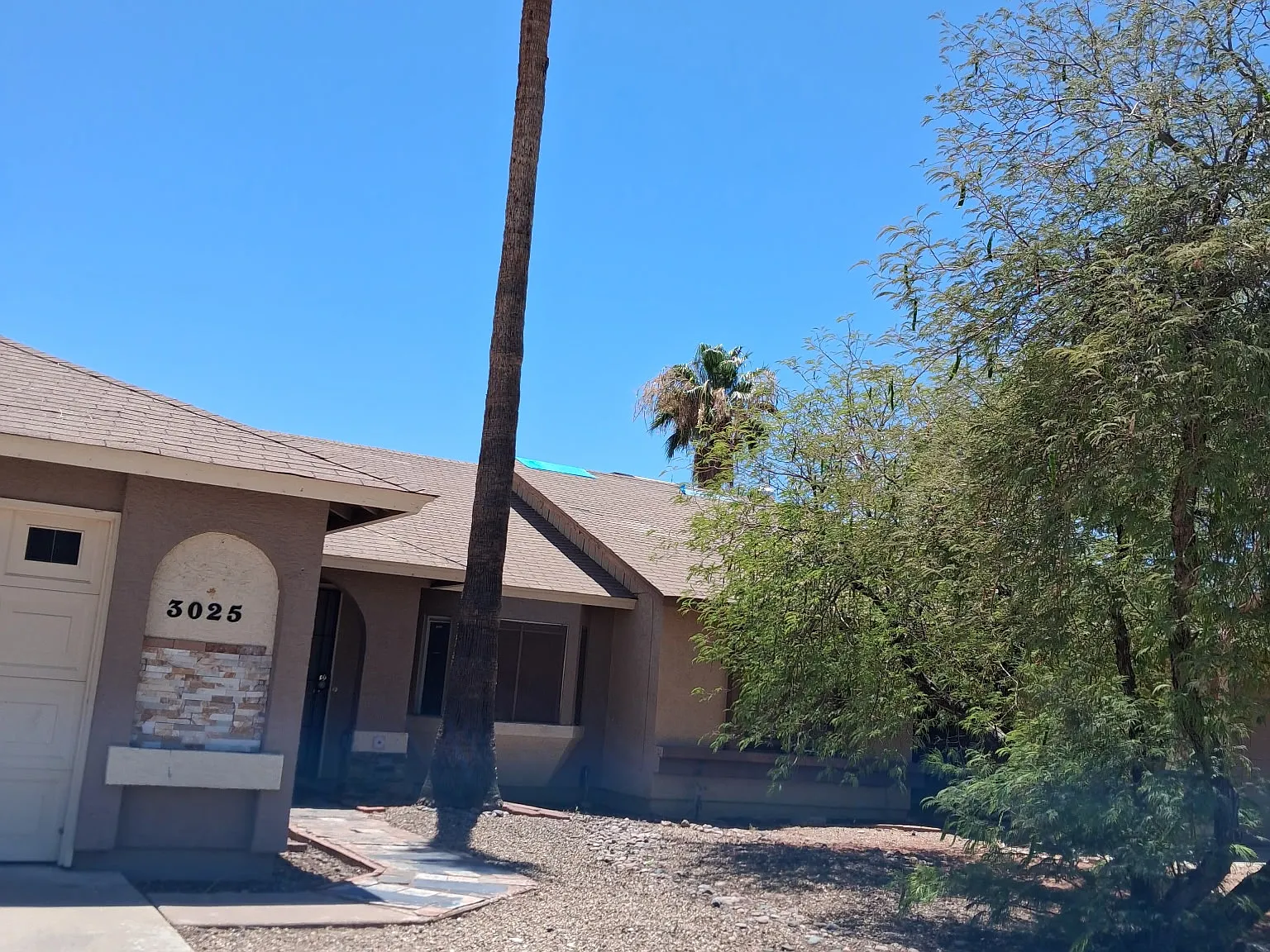 2 bed, 1056 sqft, $1,975 — Photo 2