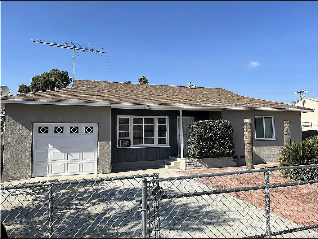 Room for Rent $830 - 1 Bedroom in Co-living home In Hemet — Photo 1