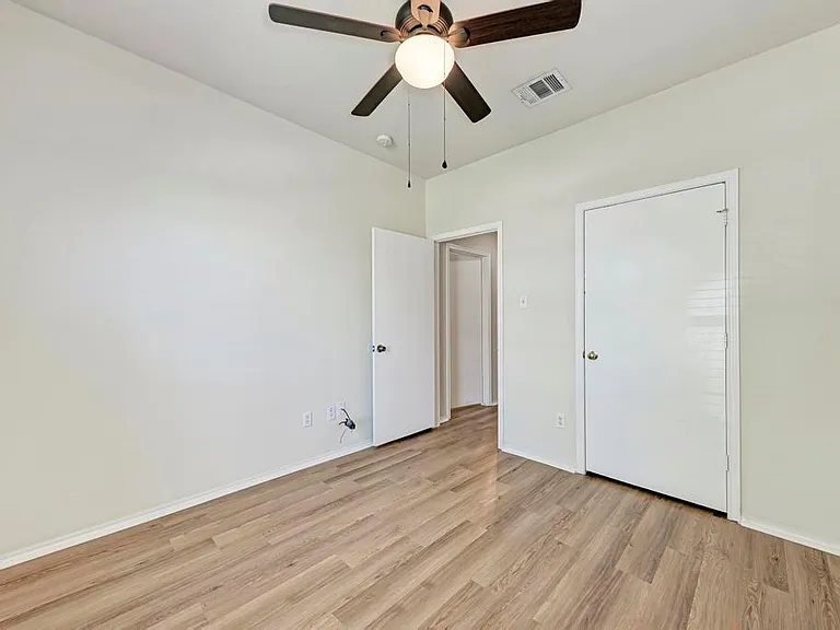 1203 Tricia Cv — Photo 25