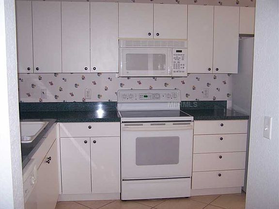 4th image of 19315 Water Oak Dr #C