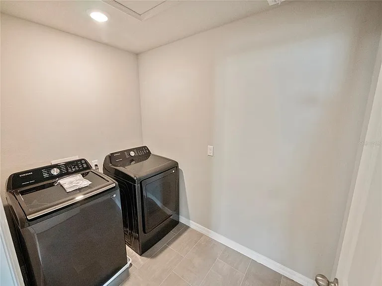5268 Sanders Oak Trl — Photo 22