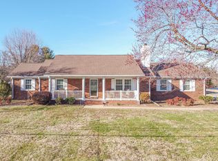 981 Tom Osborne Rd, Columbia, TN 38401