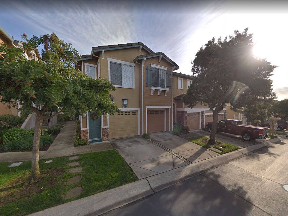1st image of 23151 Canyon Terrace Dr