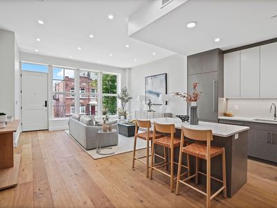 194 30th St #2A, Brooklyn, NY, 11232