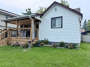 341 Saint Jean St, Orillia, ON L3V 4L6