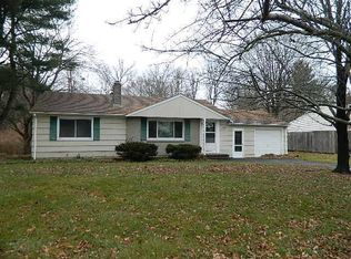 25 Deer Run Rd, Wallingford, CT 06492