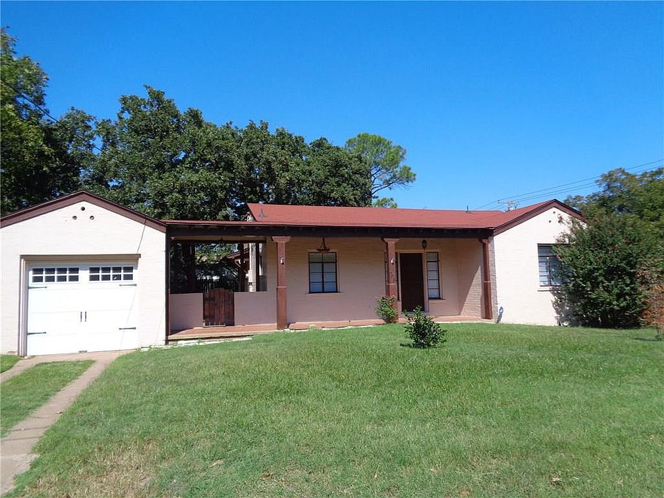 1st image of 408 NW 23rd St