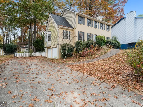 2820 Spring Ridge Cir, Snellville, GA 30039