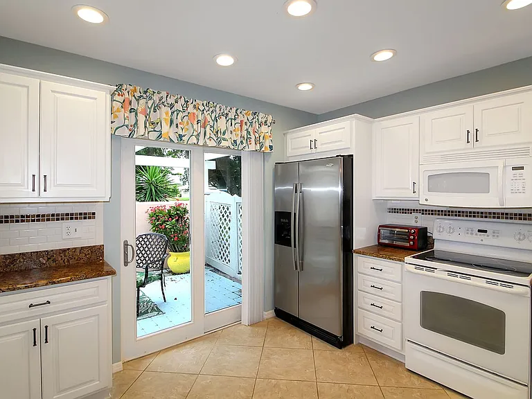 340 Cerromar Way N #3 — Photo 3