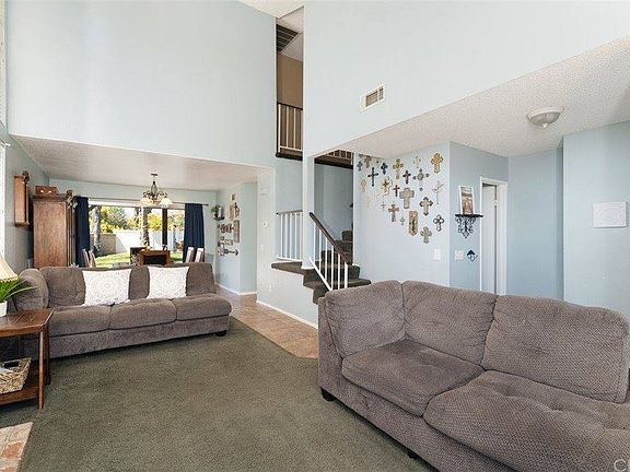 2nd image of 24600 Jasmine Ct