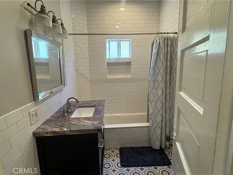 222 S 1st Ave — Photo 15