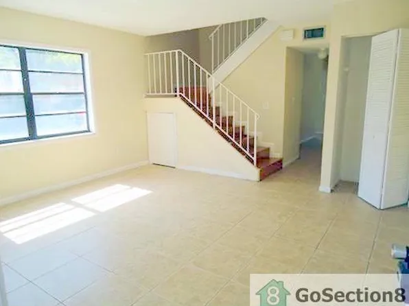 2302 NW 52nd Ave #2302, Lauderhill, FL 33313