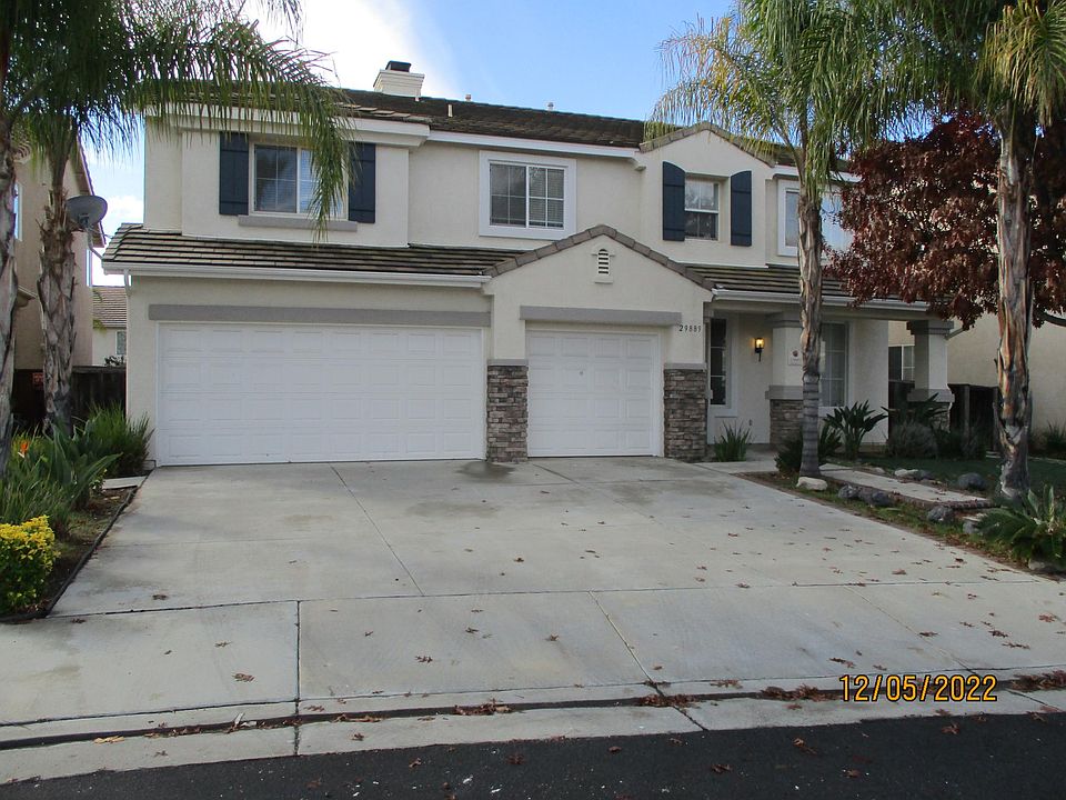 1st image of 29889 Cherry Hill Dr