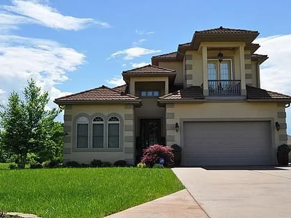 164 E Chloe Ridge Dr, Pikeville, KY 41501