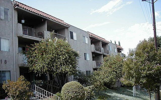 2nd image of 518 E Cypress St APT 21
