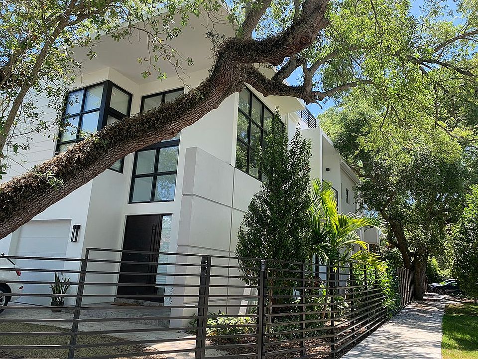1st image of 3142 Day Ave #3142