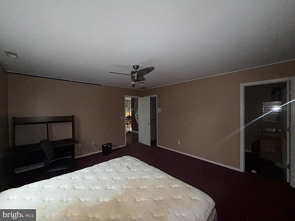 5th image of 25028 Heather Ln