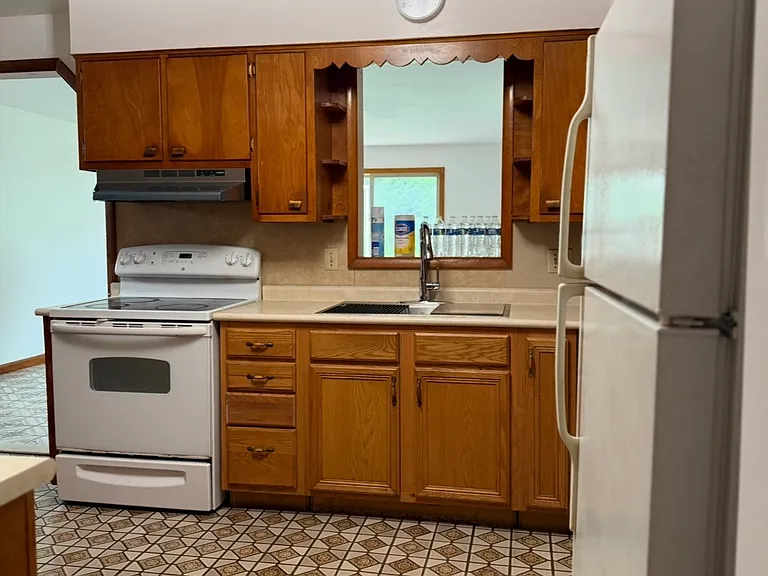 19 Pleasantview Ave #PENTHOUSE — Photo 5