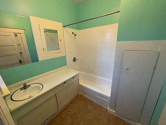 5th image of 850 Stanyan St #4