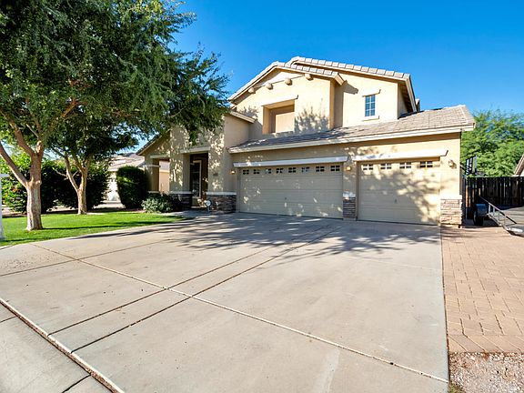 3rd image of 34930 N Spur Cir