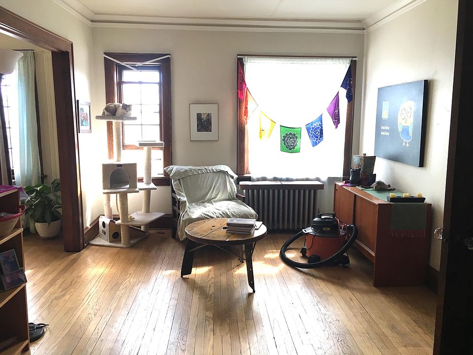 1st image of 3807 N Oakland Ave APT 6
