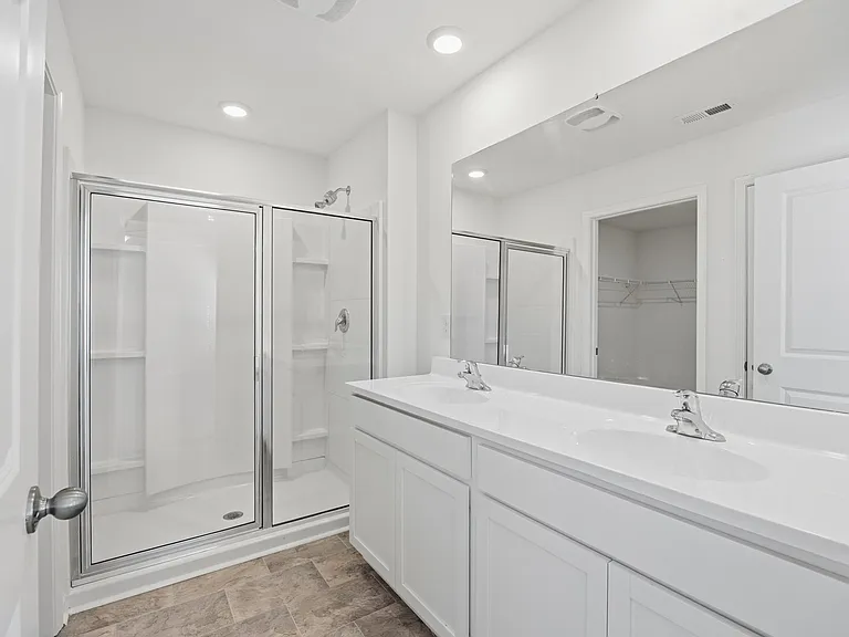 2900 Bogart Ln — Photo 9