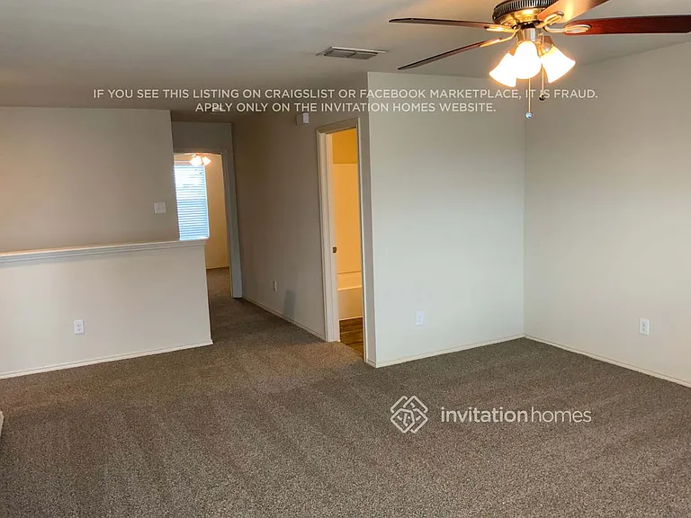 2820 Englefield Grn — Photo 14