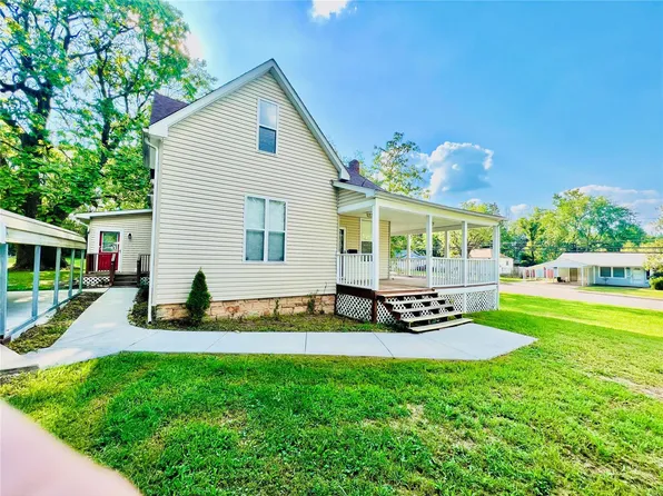 108 N Springfield St, Cuba, MO 65453