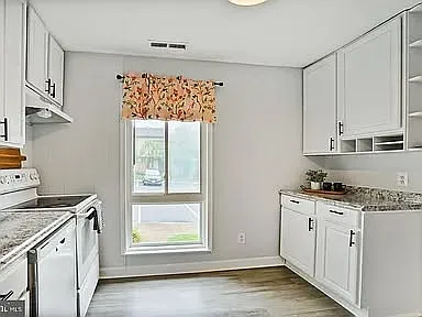 6335 Rockshire St — Photo 8