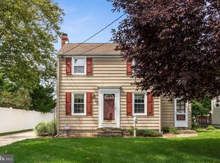 111 Maple Shade Ave, Trenton, NJ 08610