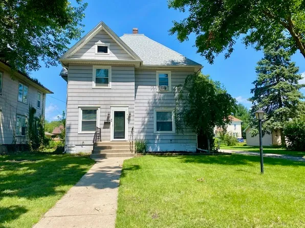 410 W 10th St, Sterling, IL 61081