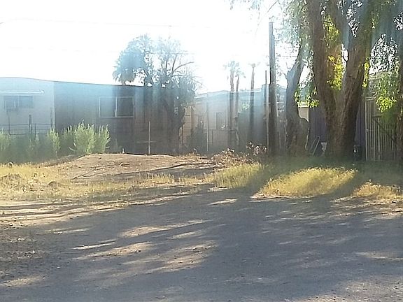shaded lot ready to build