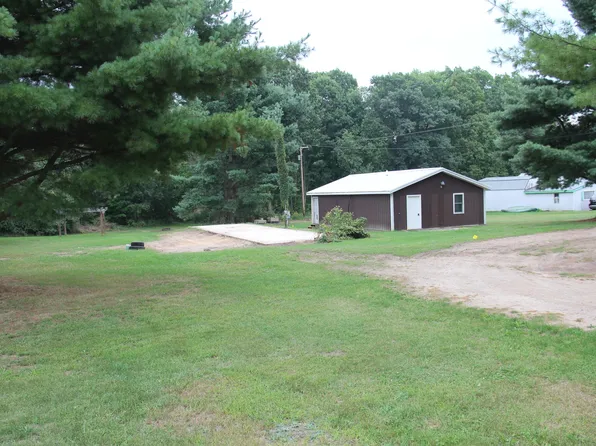15250 Simmons Ave NE, Cedar Springs, MI 49319
