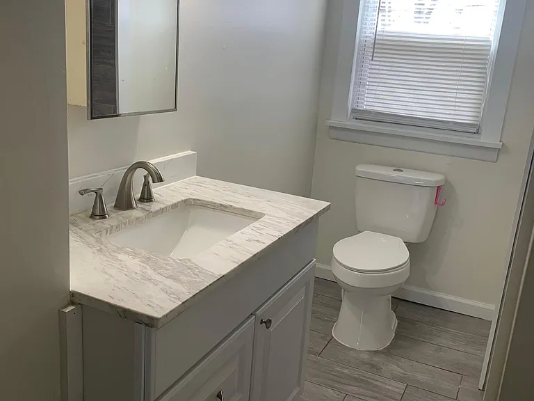 Full Bath view 2