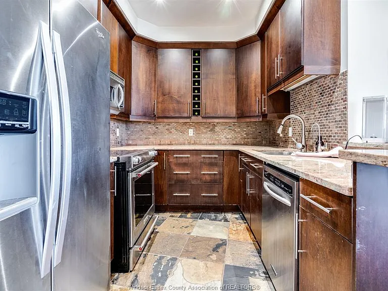 1225 Riverside Dr E #202 — Photo 7