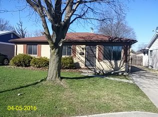 6110 Westlake St, Taylor, MI 48180