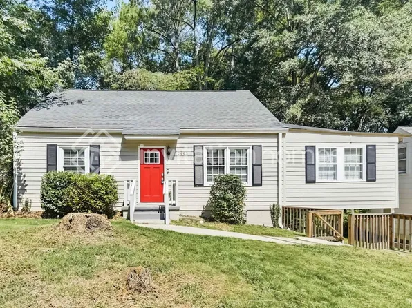 2493 Romain Way, East Pt, GA 30344