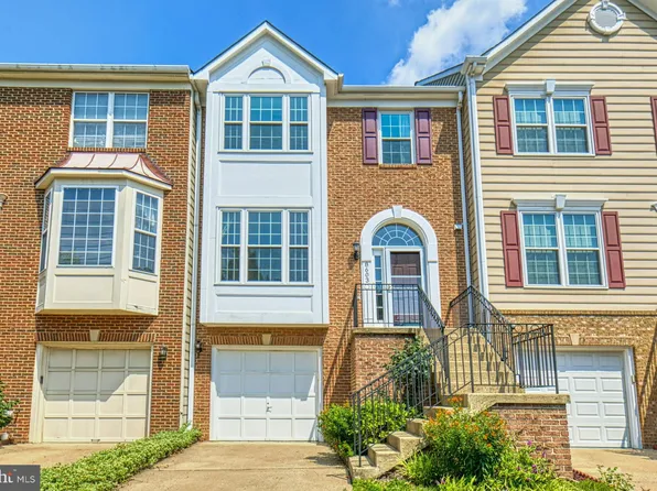 8603 Beech Hollow Ln, Springfield, VA 22153