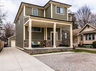 222 S Campbell Rd, Royal Oak, MI 48067