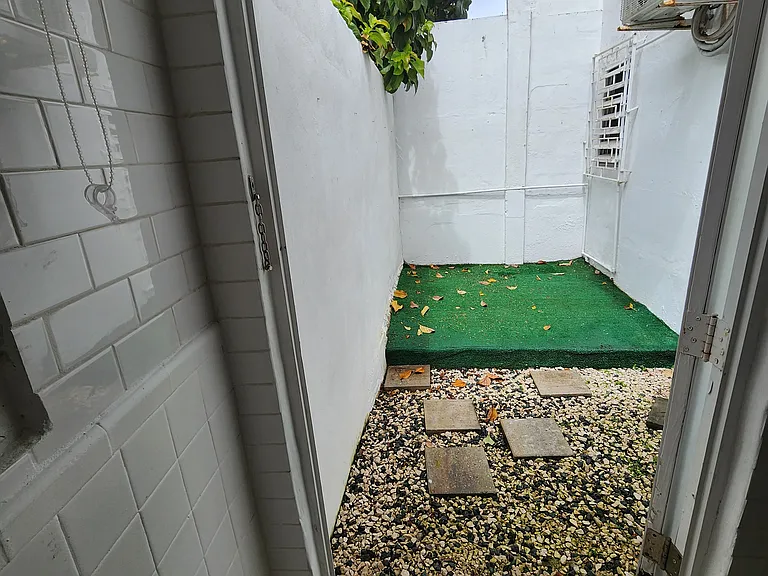Calle San Rafael — Photo 11
