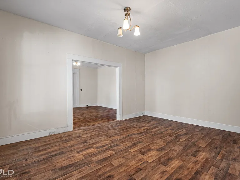 546 Dalzell St — Photo 18
