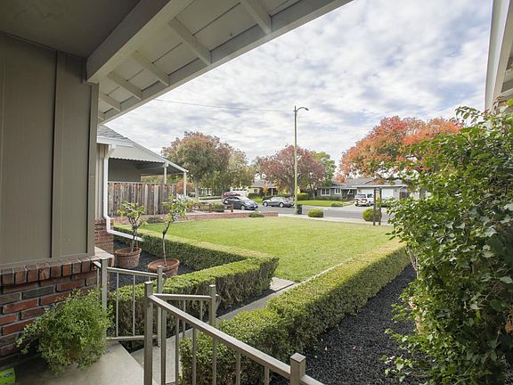 4th image of 1952 Abinante Ln
